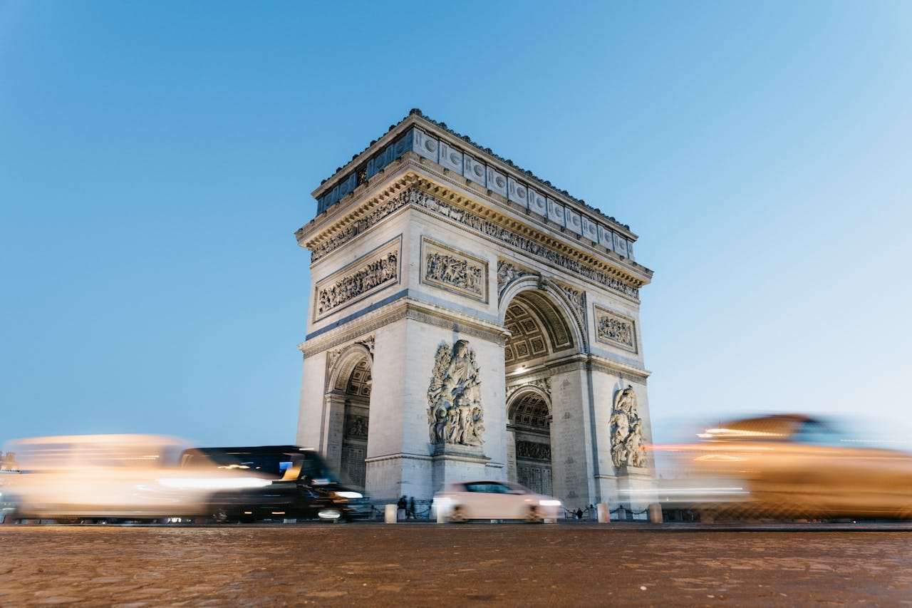 arc de triomphe in paris